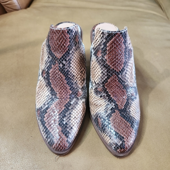 Chinese Laundry Snake Skin Mule Slip On Shoes - Picture 2 of 8
